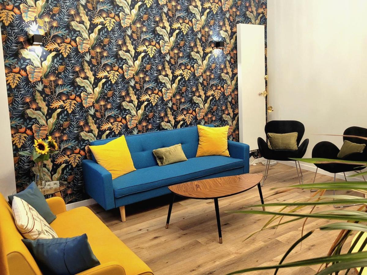 Brand New Iris Room With Private Bathroom And Balcony Брюссель Экстерьер фото