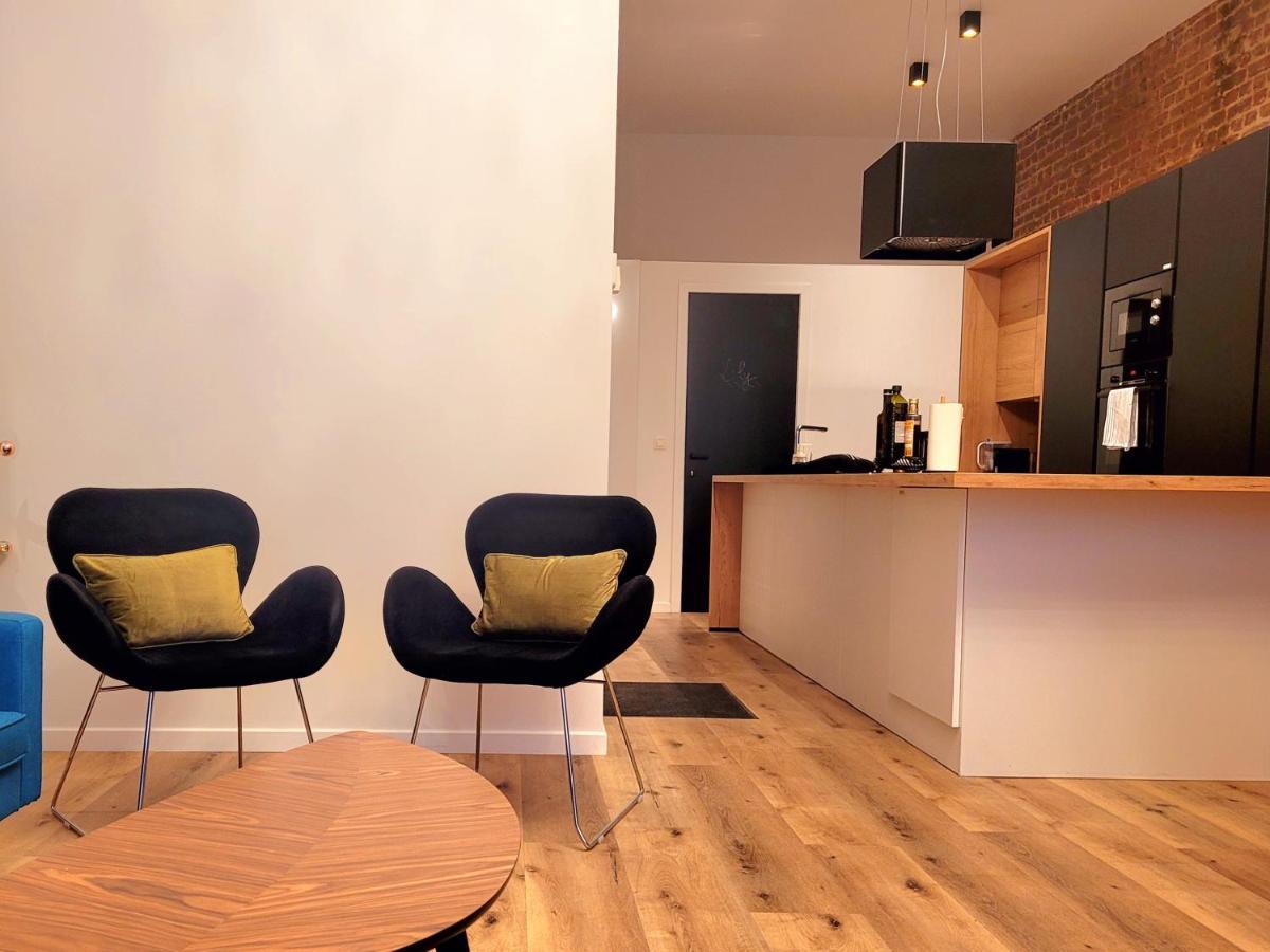 Brand New Iris Room With Private Bathroom And Balcony Брюссель Экстерьер фото